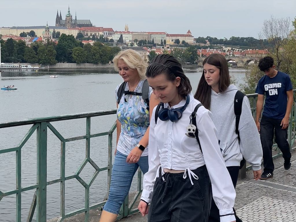 GameOn Playquest MindMaze Prague river