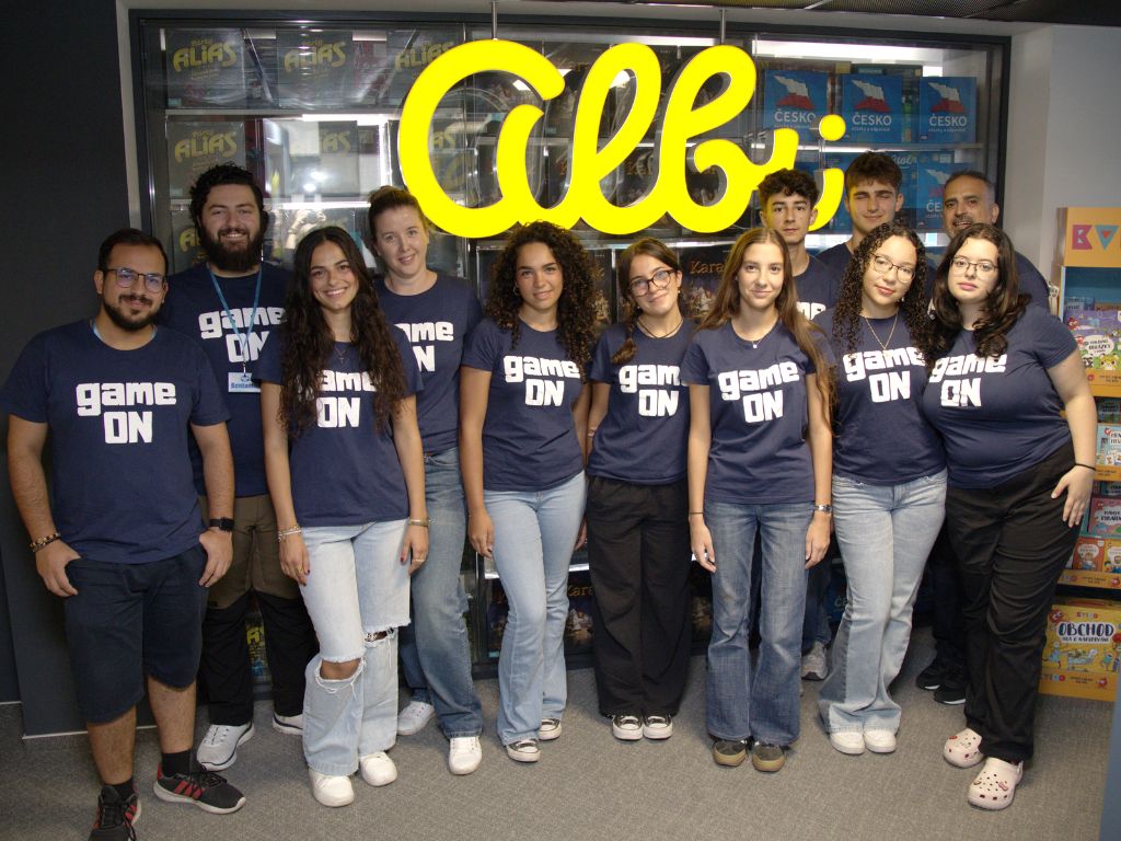 Gameon PlayQuest Albi visit Maltese group