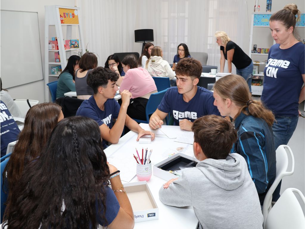 Gameon PlayQuest Albi visit designing a game